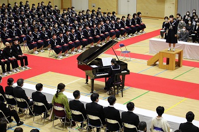 卒業式 半田市立乙川中学校