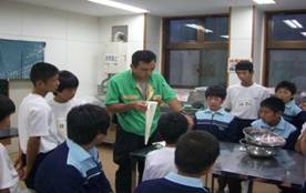 2009@R 002